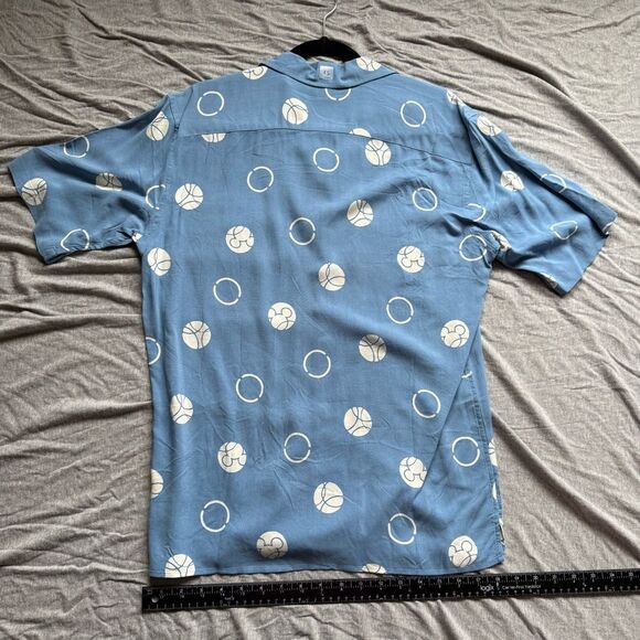 Sz XS Uniqlo Blue & White Geometric Mickey Mouse Disney Button Collar Mens Shirt - Picture 6 of 8